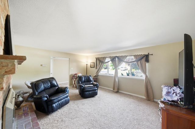 4625 Jan Dr, Carmichael, CA 95608
