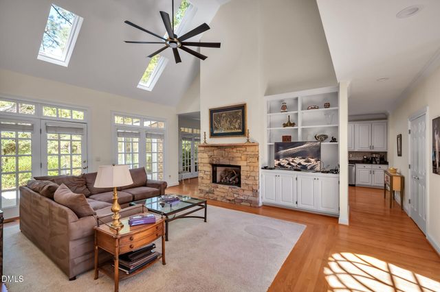 82101 Ehringhaus, Chapel Hill, NC 27517