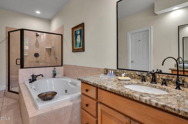 82101 Ehringhaus, Chapel Hill, NC 27517