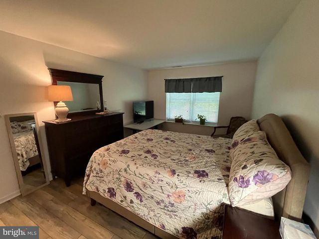 3003-A HEATHERSTONE CT, Mount Laurel, NJ 08054