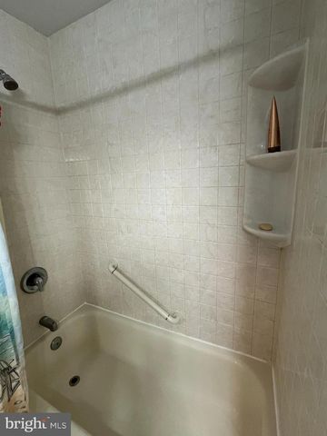 3003-A HEATHERSTONE CT, Mount Laurel, NJ 08054