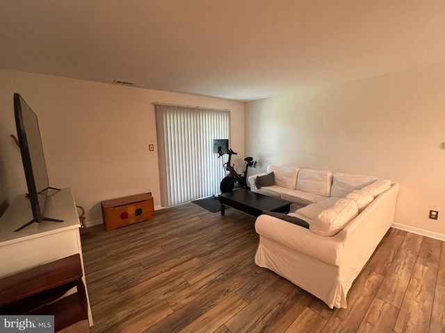 3003-A HEATHERSTONE CT, Mount Laurel, NJ 08054