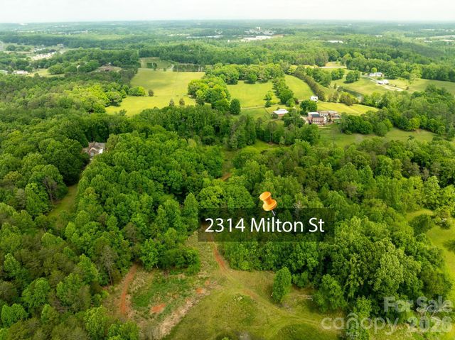 2314 Milton Street, Newton, NC 28658
