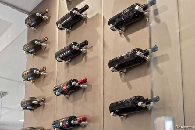 3906 Thatcher Drive, Rochester Hills, MI 48309