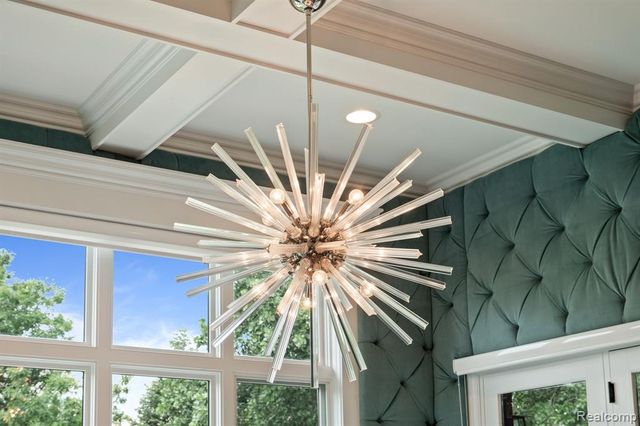 3906 Thatcher Drive, Rochester Hills, MI 48309