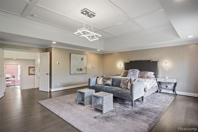 3906 Thatcher Drive, Rochester Hills, MI 48309