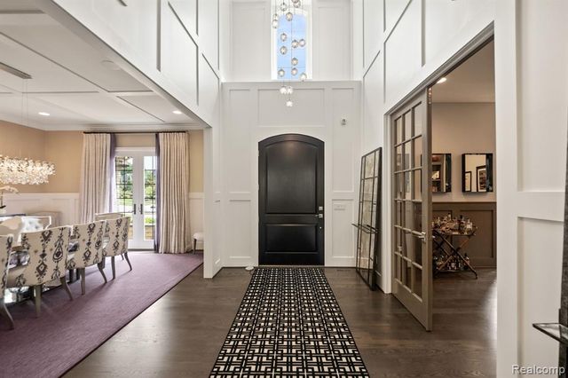 3906 Thatcher Drive, Rochester Hills, MI 48309