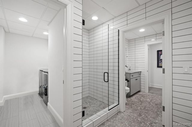 3906 Thatcher Drive, Rochester Hills, MI 48309