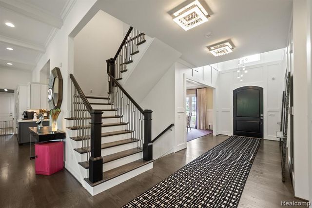 3906 Thatcher Drive, Rochester Hills, MI 48309