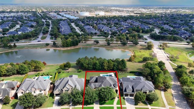 5615 Caspian Falls Lane, Fulshear, TX 77441