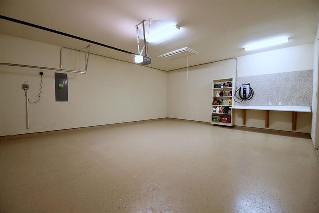 5615 Caspian Falls Lane, Fulshear, TX 77441