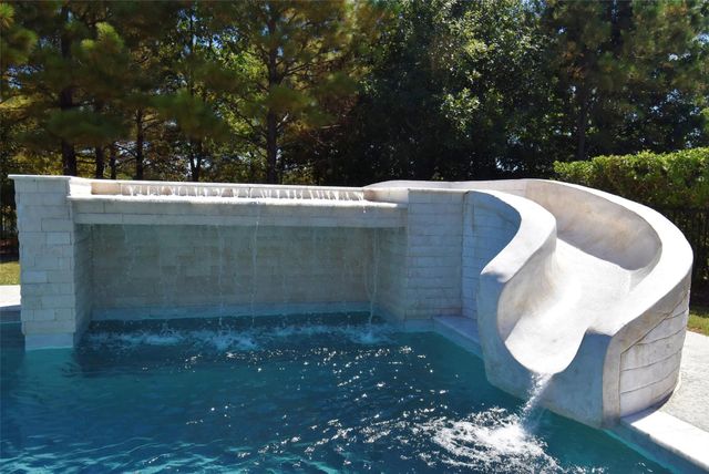 5615 Caspian Falls Lane, Fulshear, TX 77441