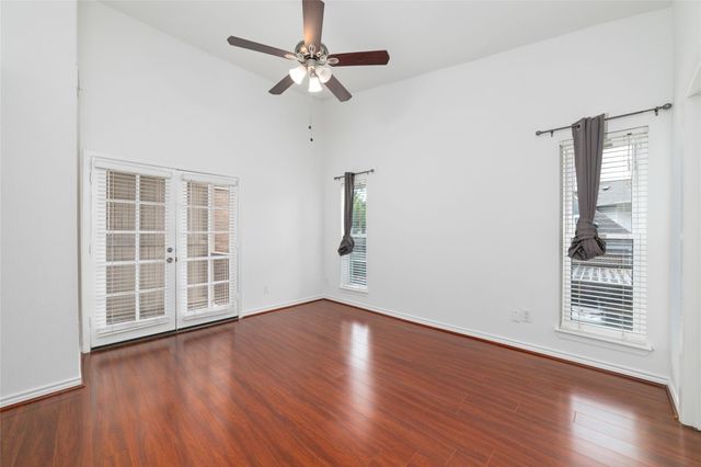 2001 Bering Drive 2C, Houston, TX 77057