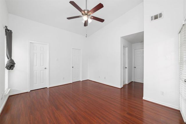 2001 Bering Drive 2C, Houston, TX 77057