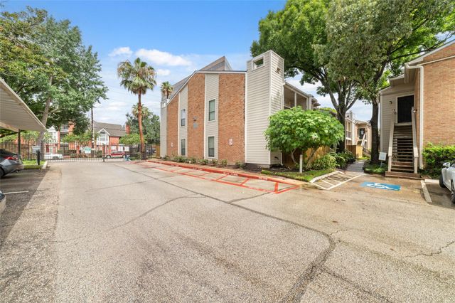 2001 Bering Drive 2C, Houston, TX 77057