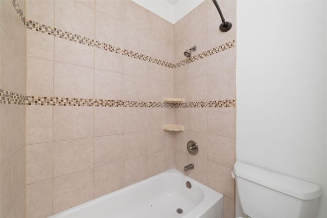 2001 Bering Drive 2C, Houston, TX 77057