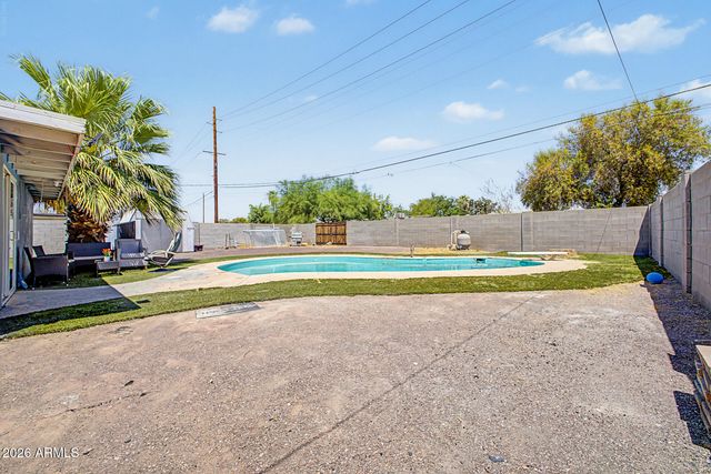 3916 W NORTHERN Avenue, Phoenix, AZ 85051