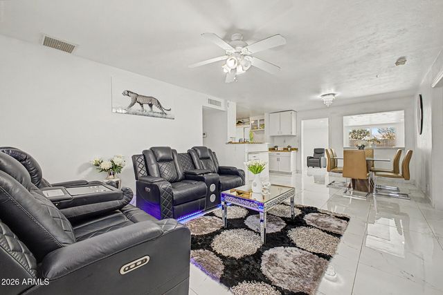 3916 W NORTHERN Avenue, Phoenix, AZ 85051