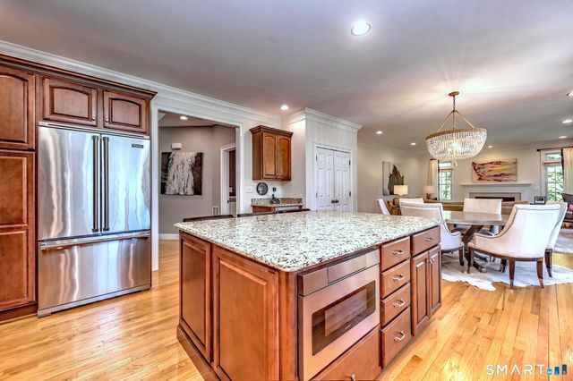 5 Randy Road, Milford, CT 06461