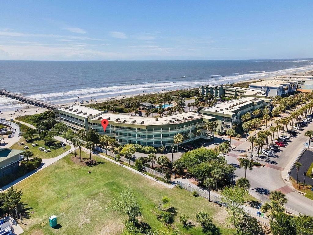 1300 Ocean Blvd Boulevard 208, Isle Of Palms, SC 29451