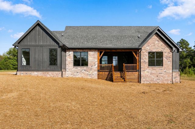 2264 Hogan Rd, Burns, TN 37029