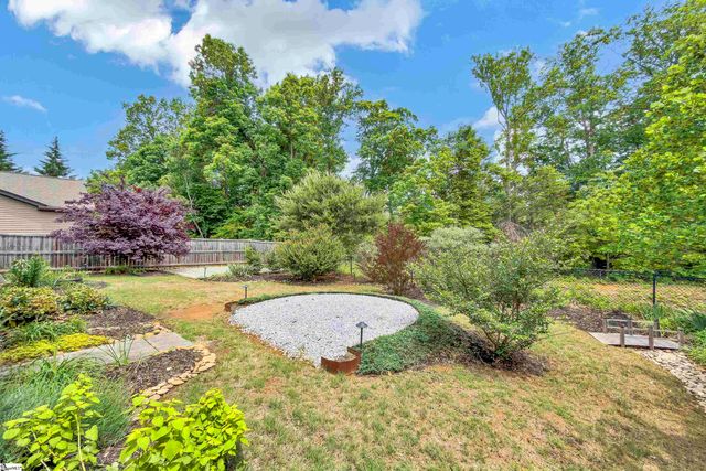 236 Applehill Way, Simpsonville, SC 29681