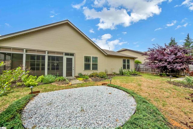 236 Applehill Way, Simpsonville, SC 29681