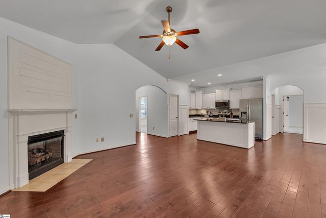 236 Applehill Way, Simpsonville, SC 29681