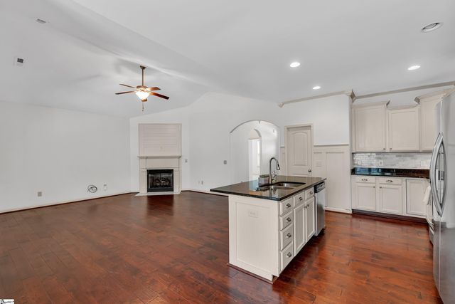 236 Applehill Way, Simpsonville, SC 29681