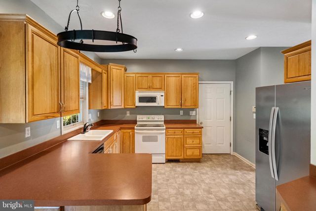 482 ARBOR SHADE DR, Inwood, WV 25428