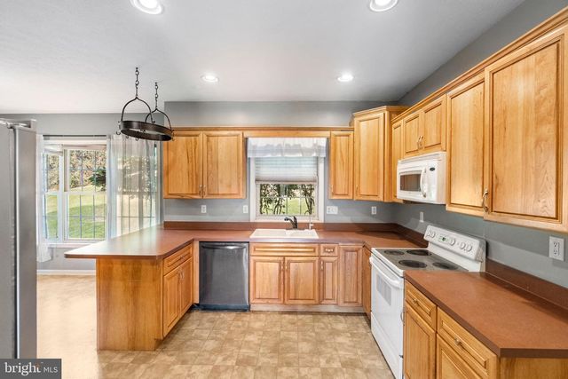 482 ARBOR SHADE DR, Inwood, WV 25428