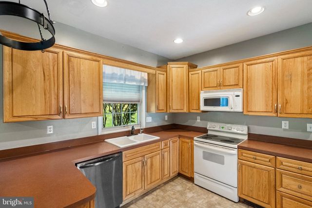 482 ARBOR SHADE DR, Inwood, WV 25428