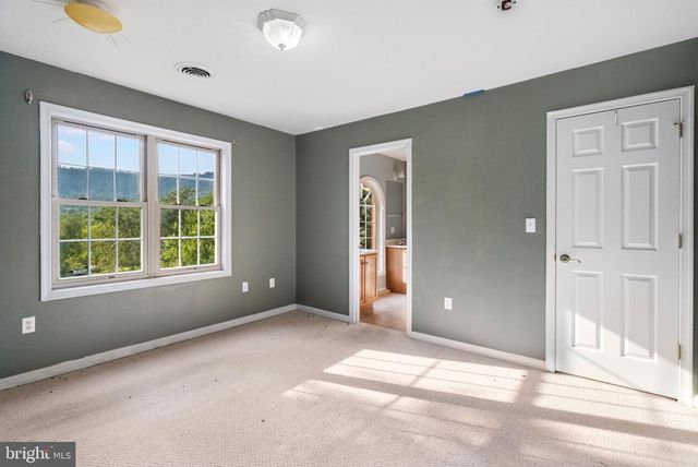 482 ARBOR SHADE DR, Inwood, WV 25428