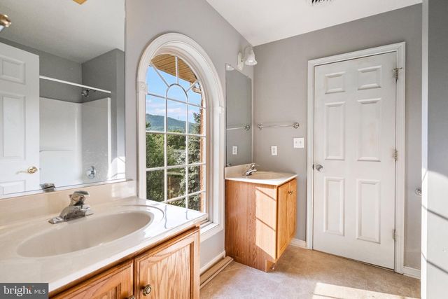 482 ARBOR SHADE DR, Inwood, WV 25428