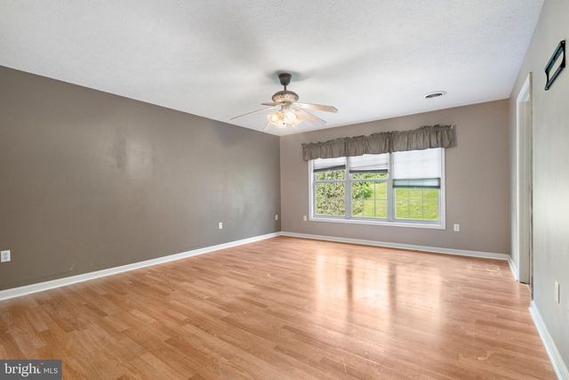 482 ARBOR SHADE DR, Inwood, WV 25428
