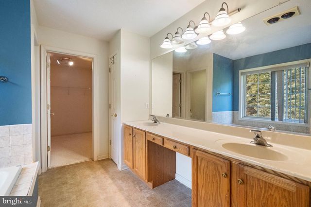 482 ARBOR SHADE DR, Inwood, WV 25428