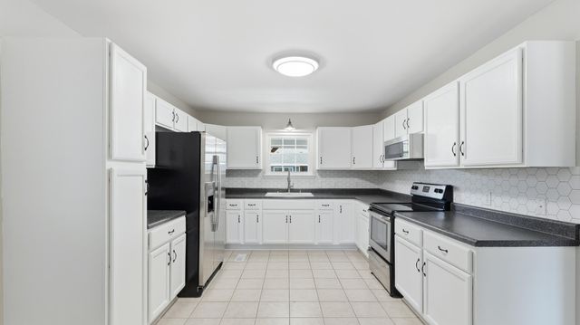 10407 Sims Harris Road, Ooltewah, TN 37363