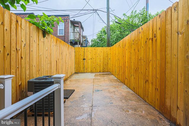 2533 E MONUMENT ST, Baltimore, MD 21205