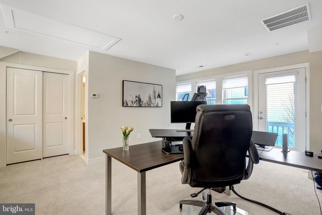 2104 MAIN LINE BLVD, Alexandria, VA 22301