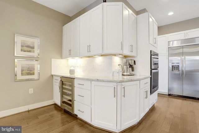 2104 MAIN LINE BLVD, Alexandria, VA 22301