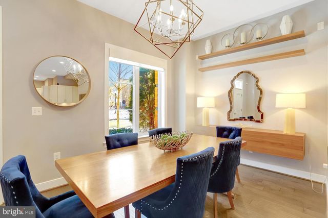 2104 MAIN LINE BLVD, Alexandria, VA 22301