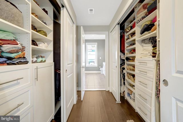 2104 MAIN LINE BLVD, Alexandria, VA 22301