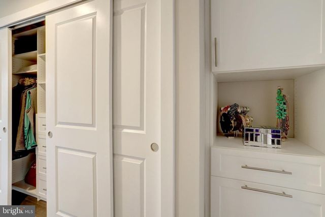 2104 MAIN LINE BLVD, Alexandria, VA 22301