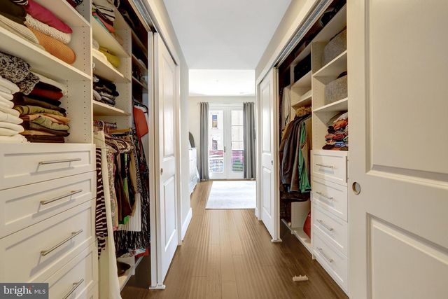 2104 MAIN LINE BLVD, Alexandria, VA 22301