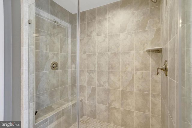 2104 MAIN LINE BLVD, Alexandria, VA 22301