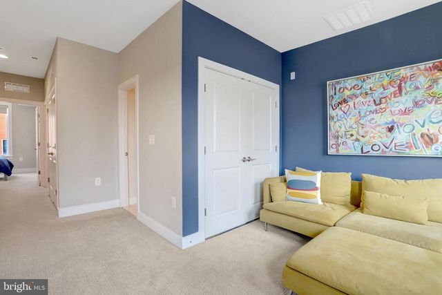 2104 MAIN LINE BLVD, Alexandria, VA 22301