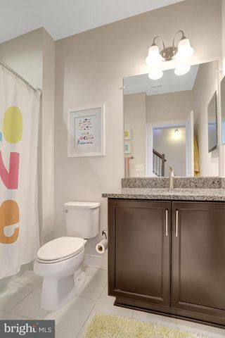 2104 MAIN LINE BLVD, Alexandria, VA 22301