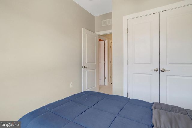 2104 MAIN LINE BLVD, Alexandria, VA 22301