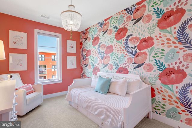 2104 MAIN LINE BLVD, Alexandria, VA 22301