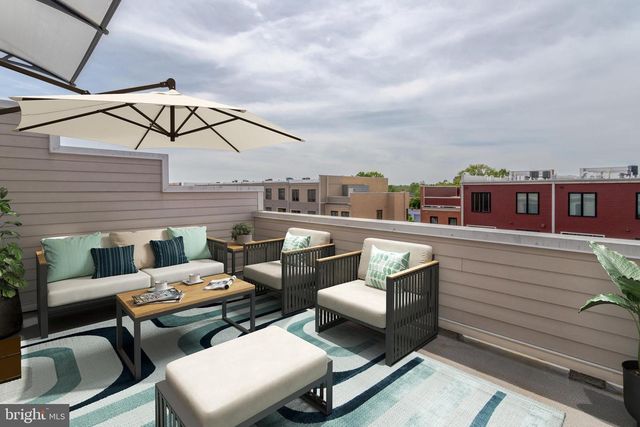 2104 MAIN LINE BLVD, Alexandria, VA 22301